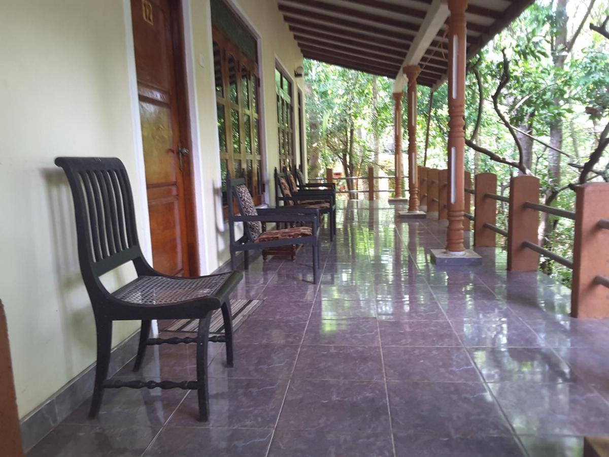 Sigiri Holiday Inn Inamaluwa Exterior foto