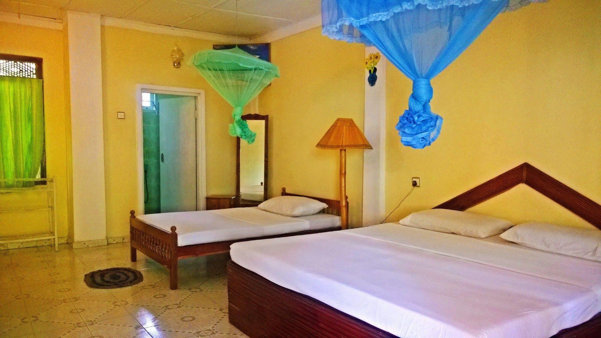 Sigiri Holiday Inn Inamaluwa Exterior foto